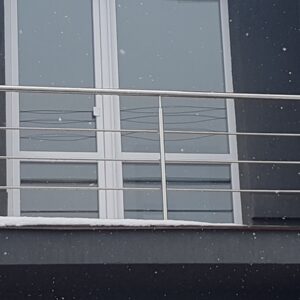 Поруччя для балкону