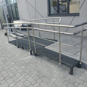 металевий пандус