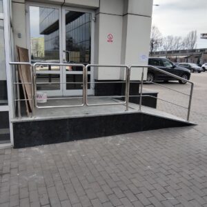 Доробка огорож та встановлення вставки у вигляді хвіртки